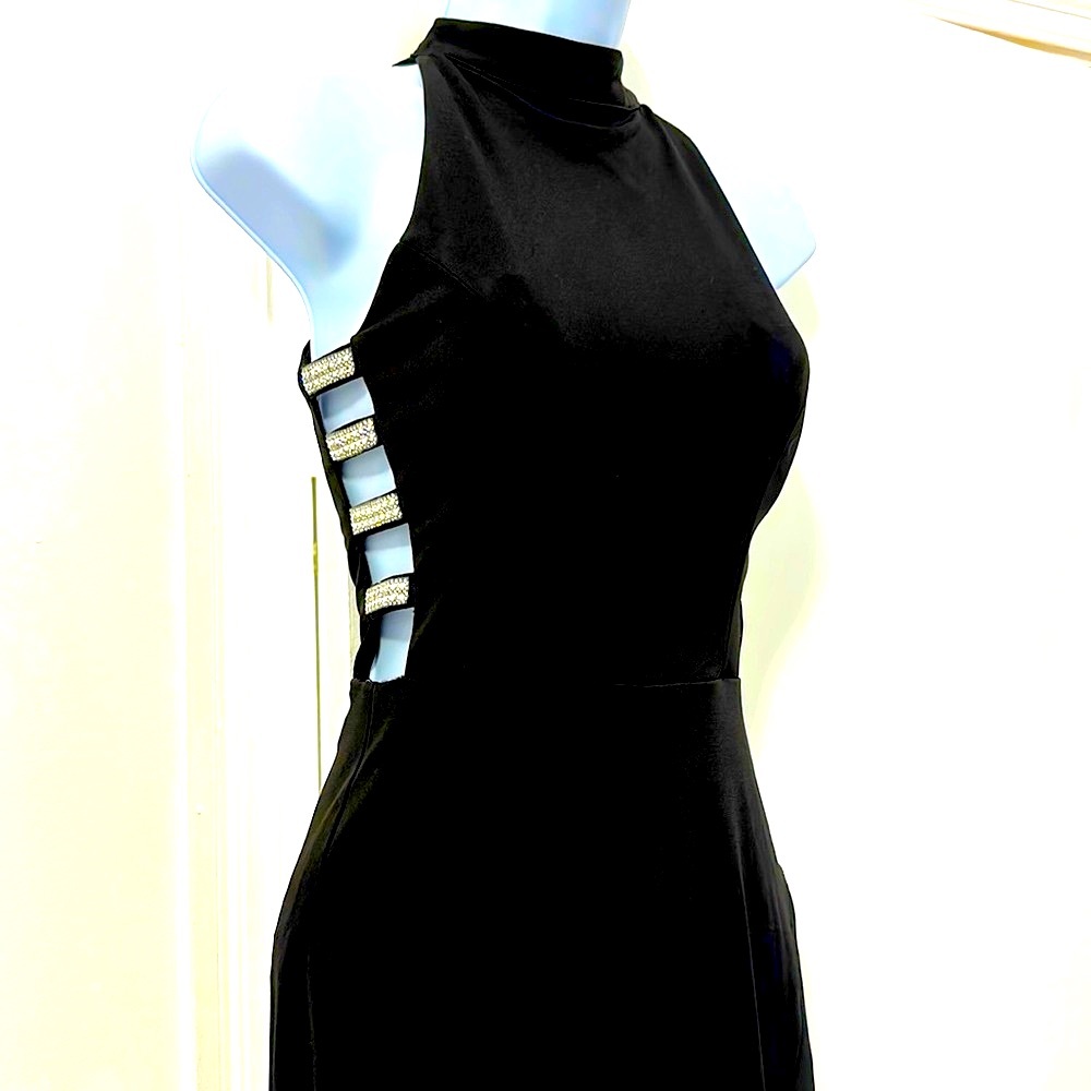 Beautiful Long Black Evening Dress Size3 Juniors NWT NEW